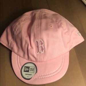 Infant Red Sox pink hat